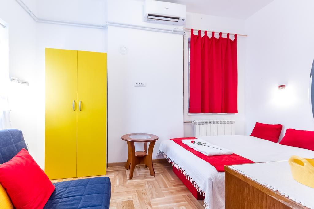 Studio Saint Sava Belgrad Cameră foto