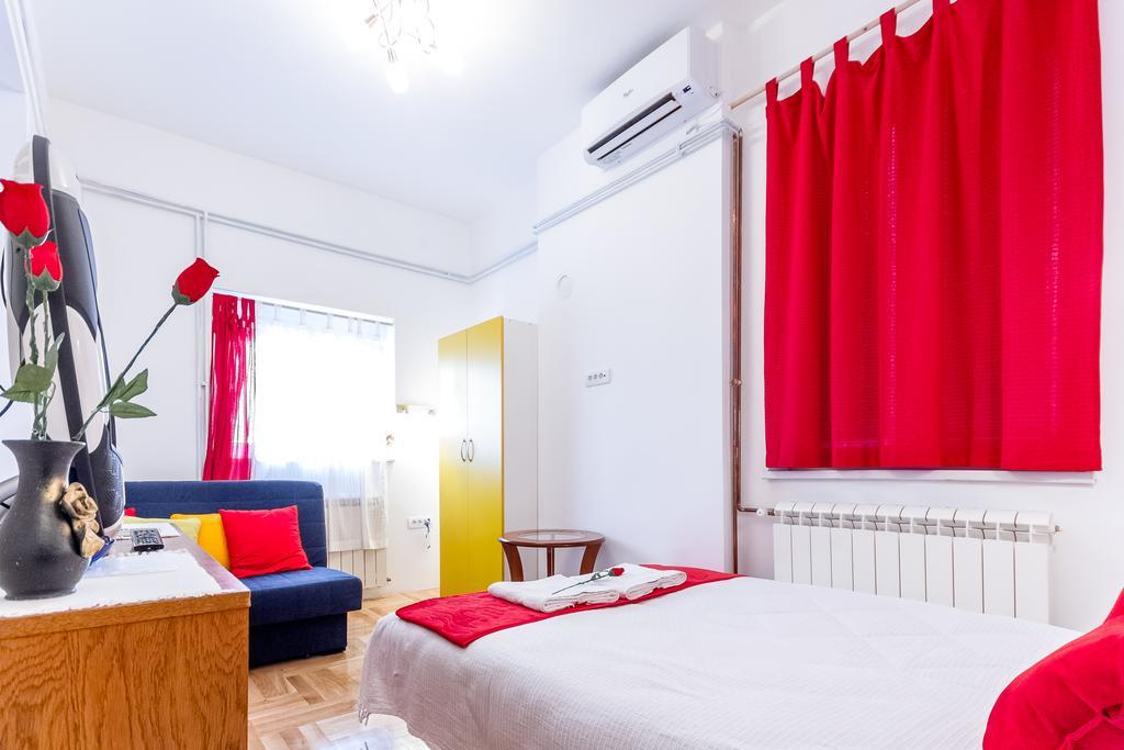 Studio Saint Sava Belgrad Cameră foto